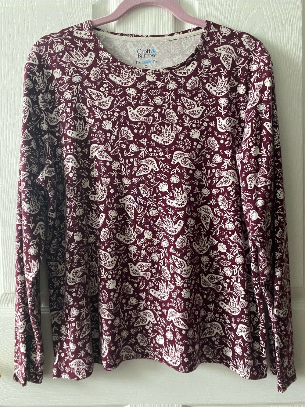 100% Cotton Burgandy Wine and White Bird Floral Scandi Long Sleeve Tee XL